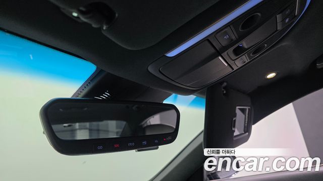 Genesis G80 2018 — photo 15