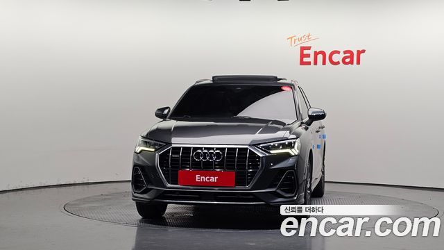 Audi Q3 2022 — photo 3