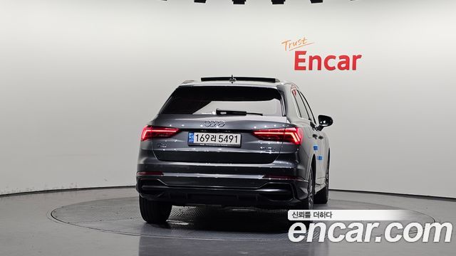 Audi Q3 2022 — photo 4