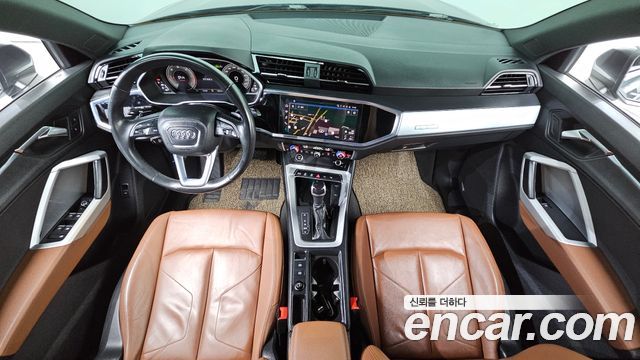 Audi Q3 2022 — photo 7