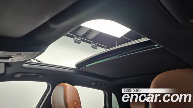 Audi Q3 2022 — photo 19