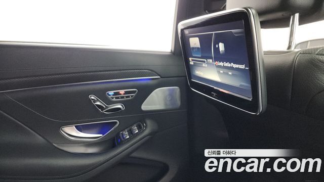 Mercedes-Benz S-Class 2016 — photo 17