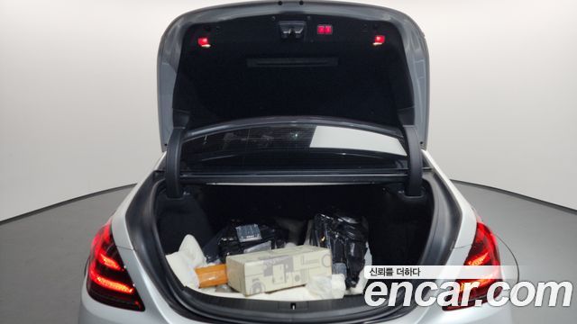 Mercedes-Benz S-Class 2016 — photo 20