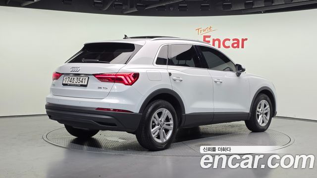 Audi Q3 2020 — photo 2