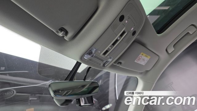 Audi Q3 2020 — photo 19