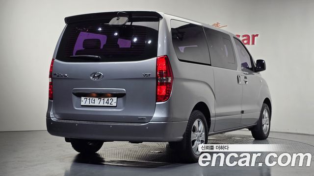 Hyundai Starex 2016 — photo 2