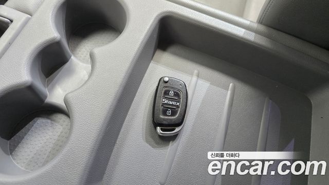 Hyundai Starex 2016 — photo 22