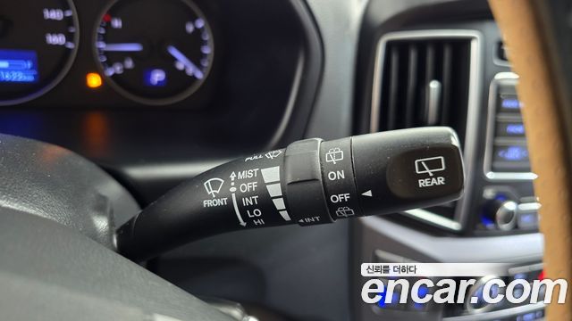 Hyundai Starex 2016 — photo 27
