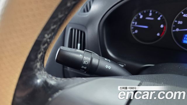 Hyundai Starex 2016 — photo 29