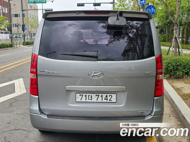 Hyundai Starex 2016 — photo 35