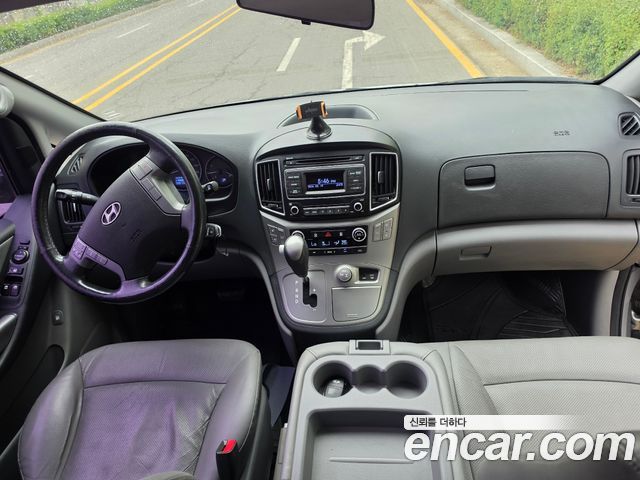 Hyundai Starex 2016 — photo 38