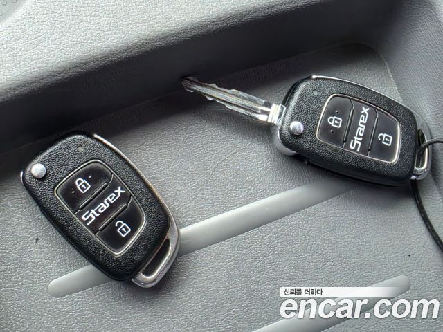 Hyundai Starex 2016 — photo 43