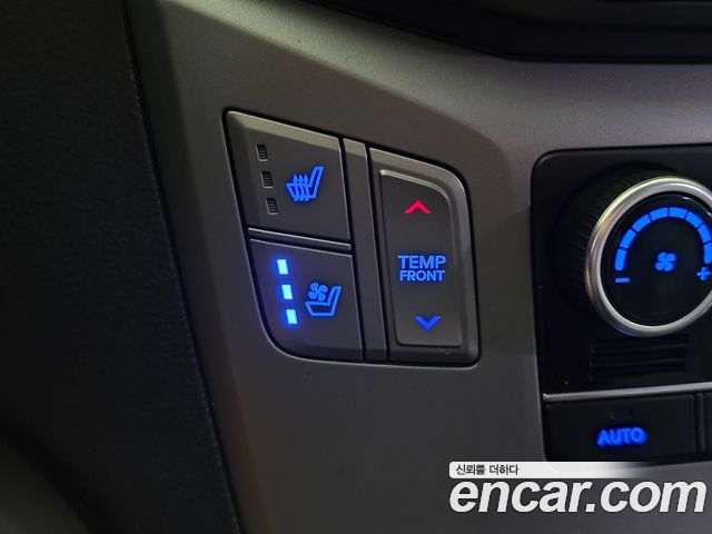 Hyundai Starex 2016 — photo 45