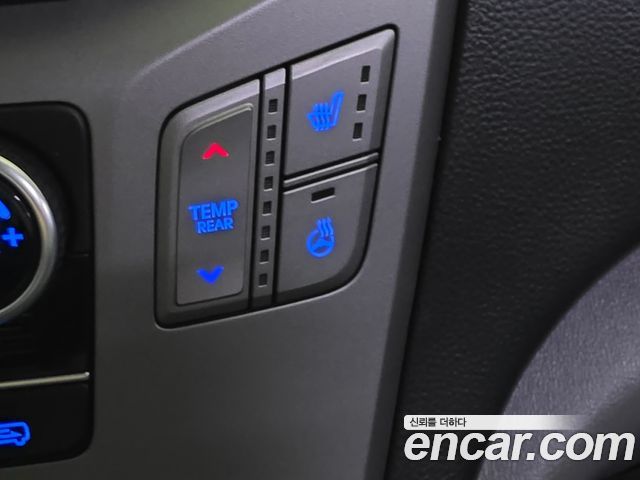 Hyundai Starex 2016 — photo 46