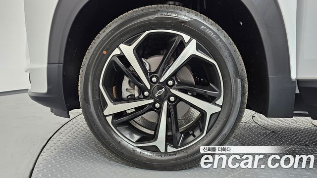 Chevrolet Korea Trailblazer 2023 — photo 5