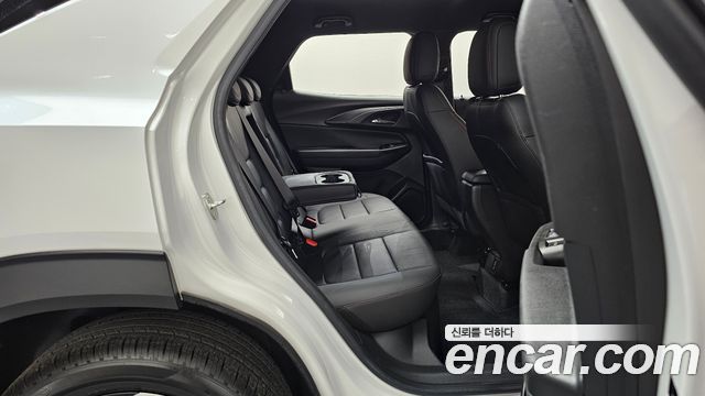 Chevrolet Korea Trailblazer 2023 — photo 17