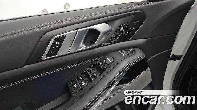 BMW X5 2025 — photo 27