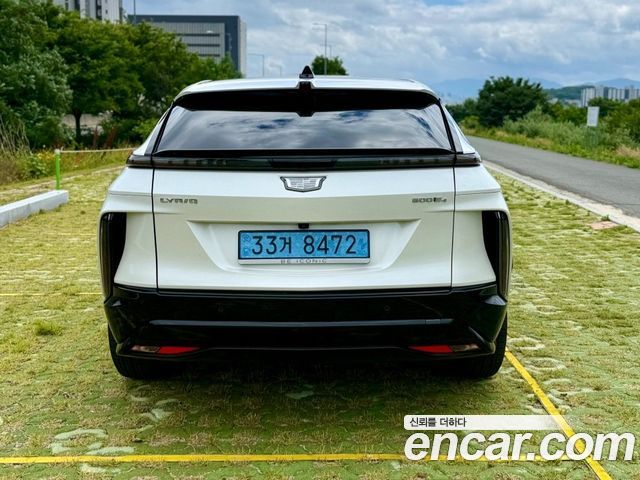 Cadillac Lyriq 2024 — photo 3