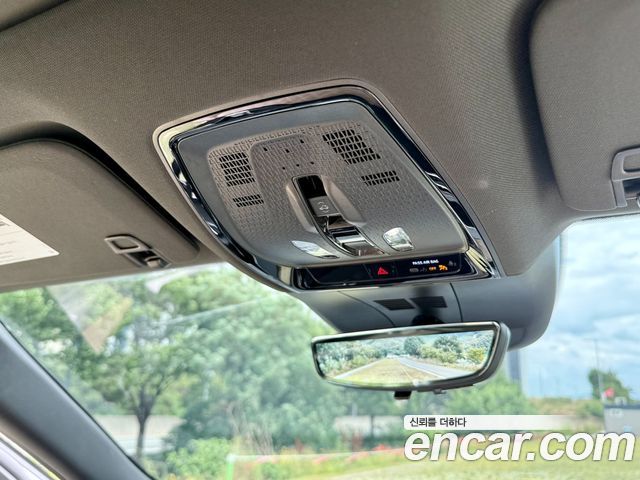 Cadillac Lyriq 2024 — photo 14