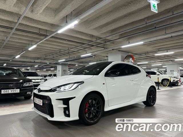 Toyota Yaris(Vitz) 2022 — photo 2