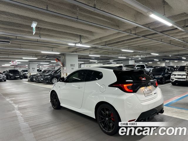 Toyota Yaris(Vitz) 2022 — photo 3