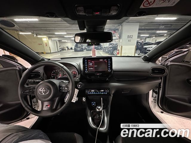 Toyota Yaris(Vitz) 2022 — photo 9
