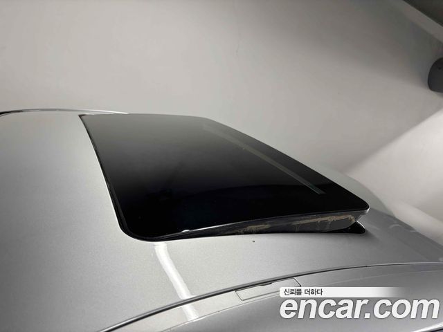 Mercedes-Benz CLK-Class 2004 — photo 13