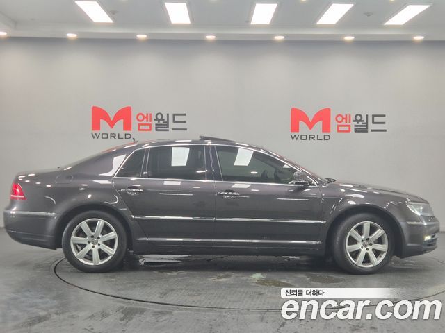 Volkswagen Phaeton 2011 — photo 2