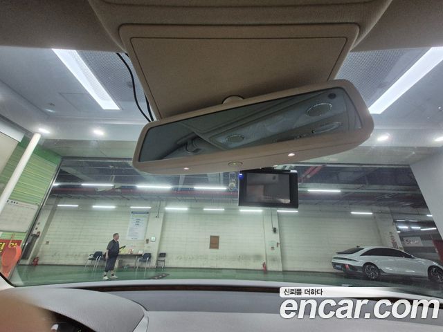 Volkswagen Phaeton 2011 — photo 13