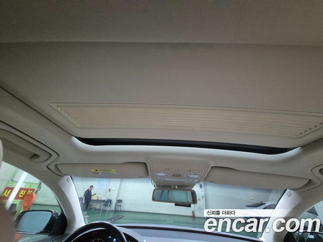 Volkswagen Phaeton 2011 — photo 16