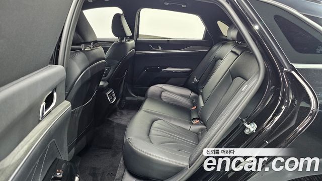 Kia K5 2025 — photo 17