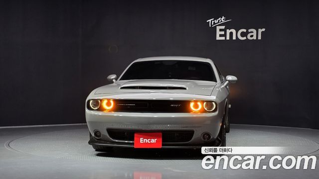 Dodge Challenger 2019 — photo 3