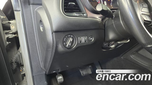 Dodge Challenger 2019 — photo 17