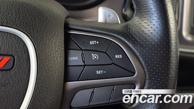 Dodge Challenger 2019 — photo 18