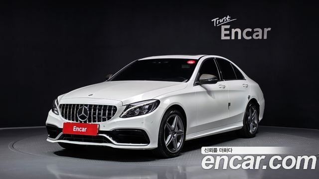 Mercedes-Benz C-Class 2018 — photo 1
