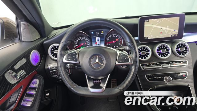 Mercedes-Benz C-Class 2018 — photo 19
