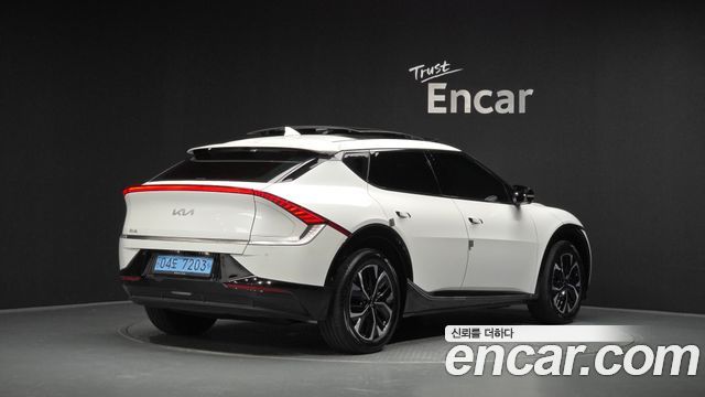 Kia EV6 2024 — photo 2