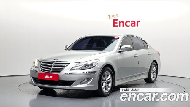 Hyundai Genesis 2013 — photo 1