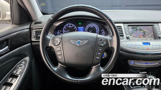Hyundai Genesis 2013 — photo 19