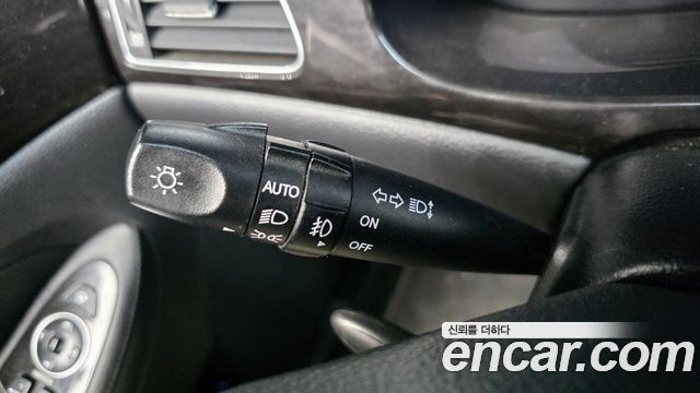Hyundai Genesis 2013 — photo 23