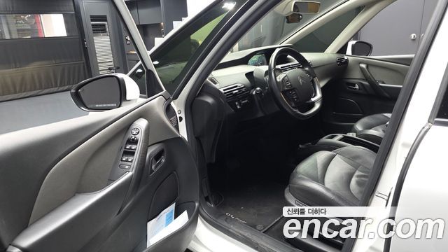 Citroën / DS C4 Picasso 2015 — photo 10