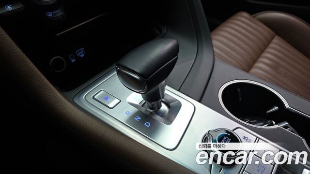 Genesis G70 2019 — photo 12