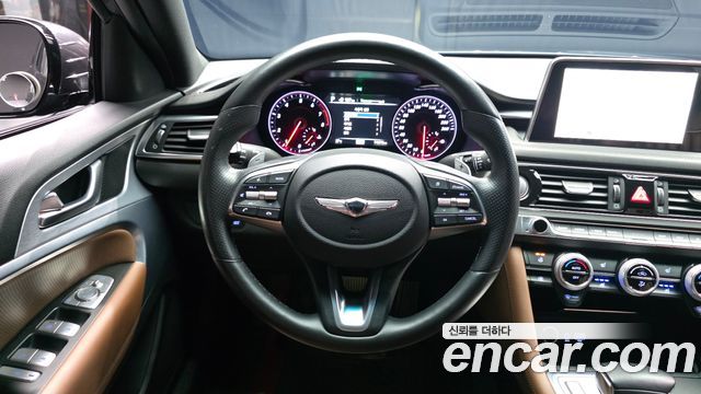 Genesis G70 2019 — photo 19