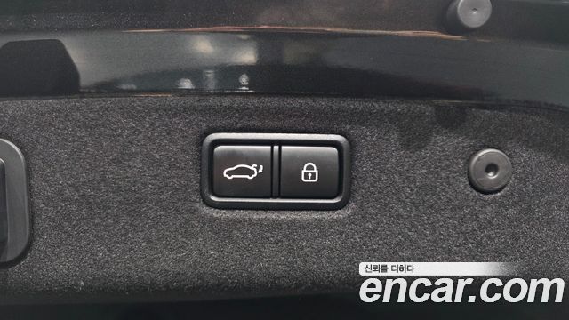 Genesis G70 2019 — photo 26