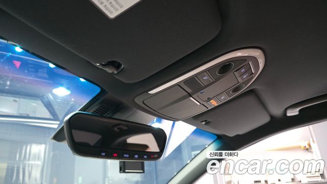 Genesis G70 2019 — photo 28