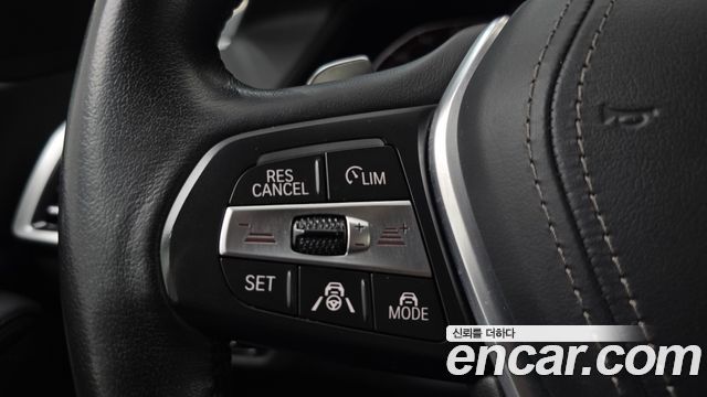 BMW X5 2021 — photo 23
