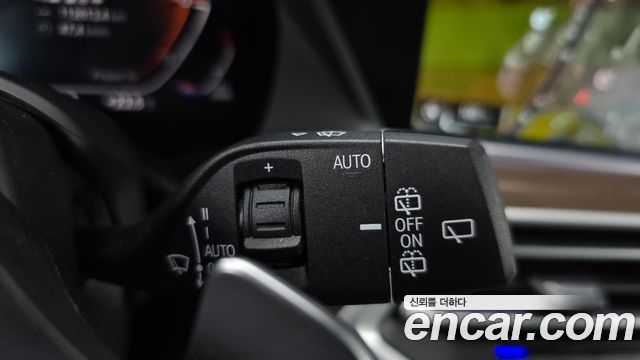BMW X5 2021 — photo 26