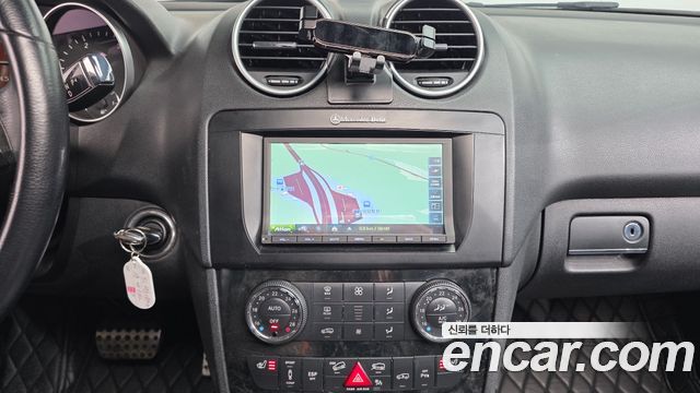 Mercedes-Benz M-class 2008 — photo 15