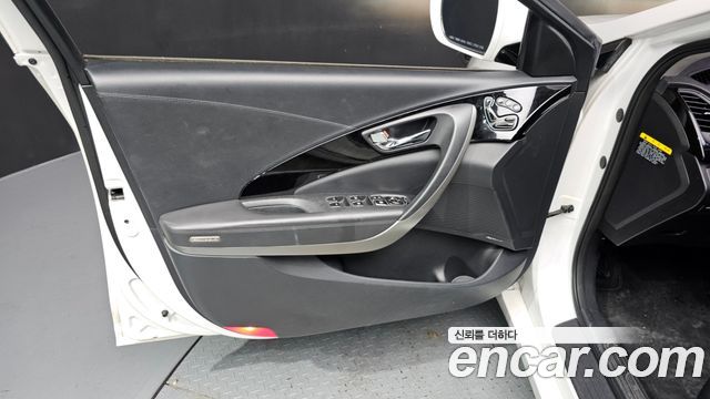 Hyundai Grandeur 2014 — photo 14