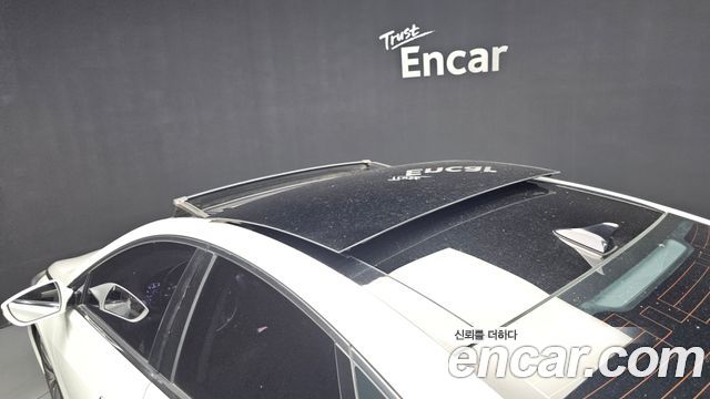 Hyundai Grandeur 2014 — photo 30